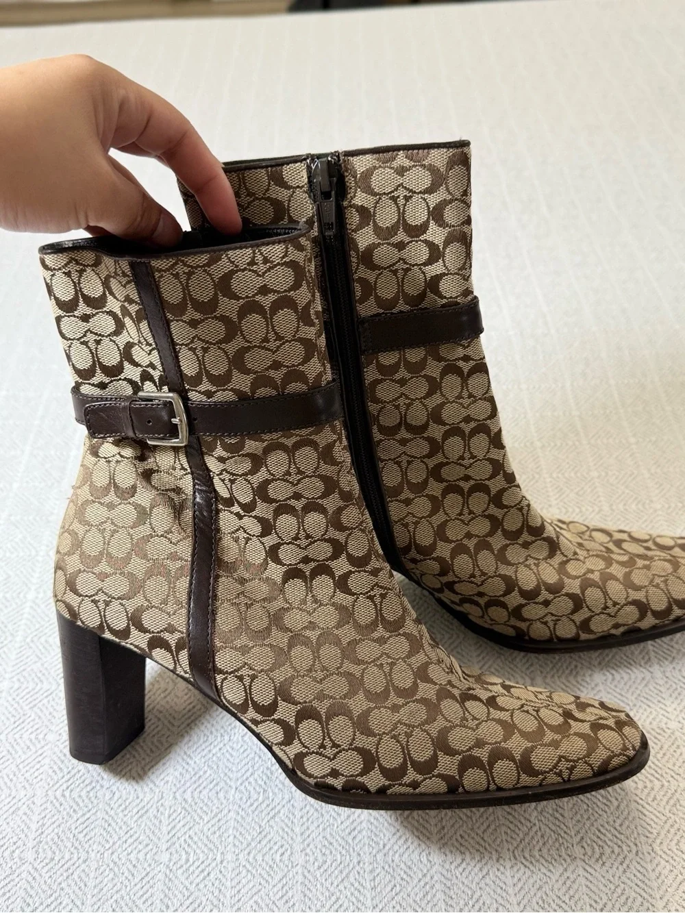 Vintage Coach Signature Bibi Canvas Ankle Bootie Beige Brown Buckle Zip 8.5